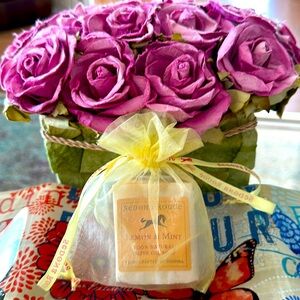 SEDONA ROUGE - lemon/mint soap NWOT UNISEX